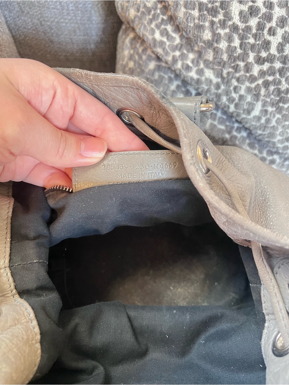 Balenciaga Grey City Le Cagole Motocross Pompon Bucket Bag - Picture 9 of 12